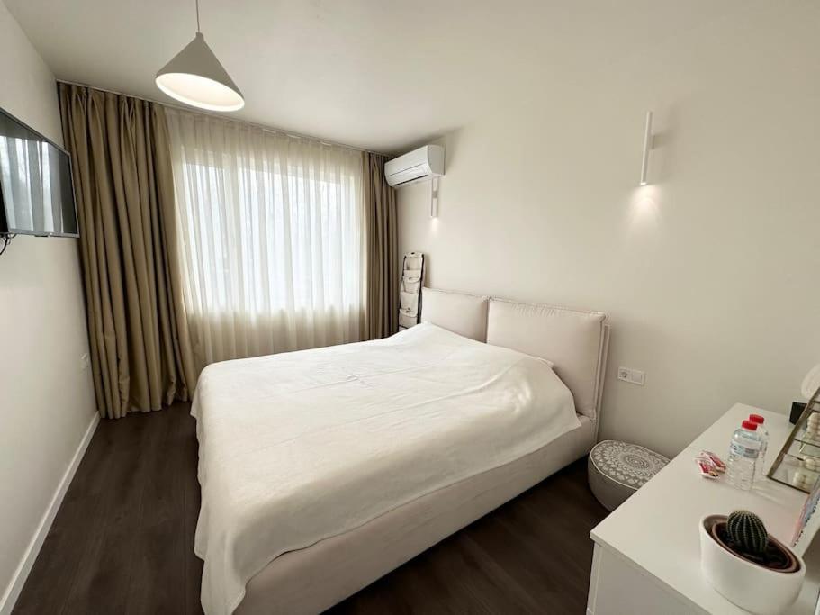 New Luxury Furnished Apartment - Beach, Varna Center & Fast Wi-Fi Exterior foto